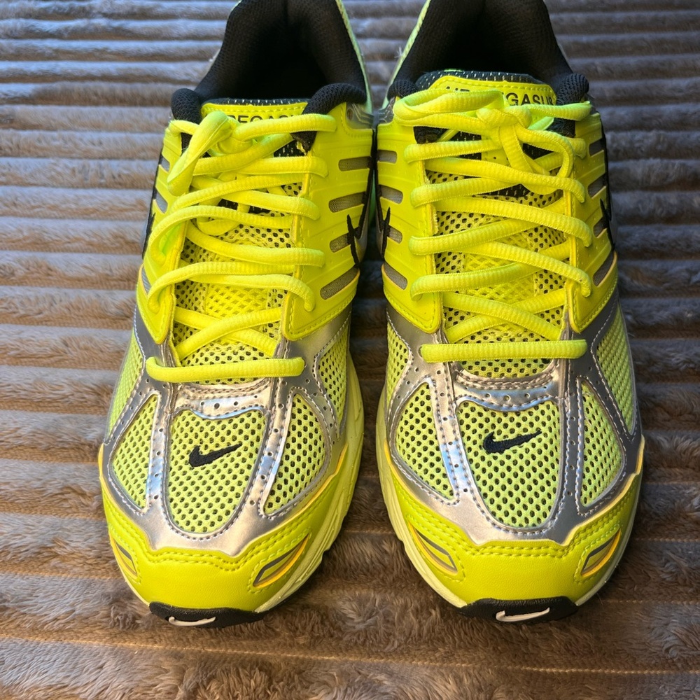 Nike Black and Neon Yellow Running Sneakers